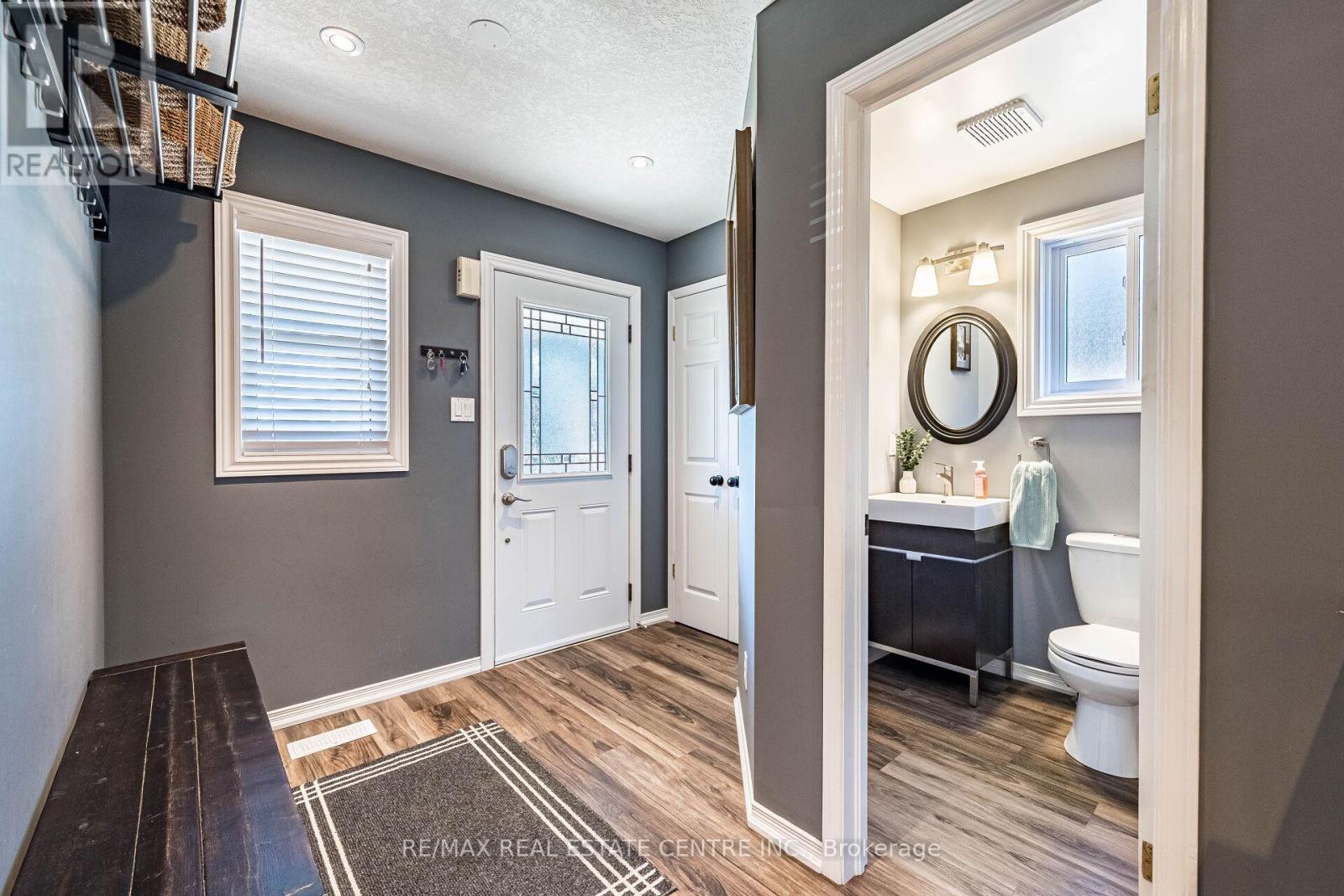 25 SETTLERS ROAD - 8