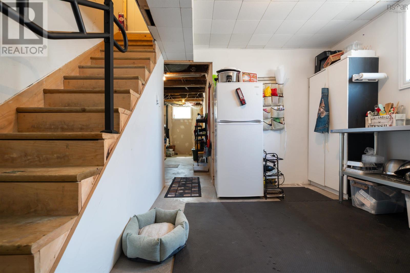 Property 27 of 40 of 1927 Drummond Road