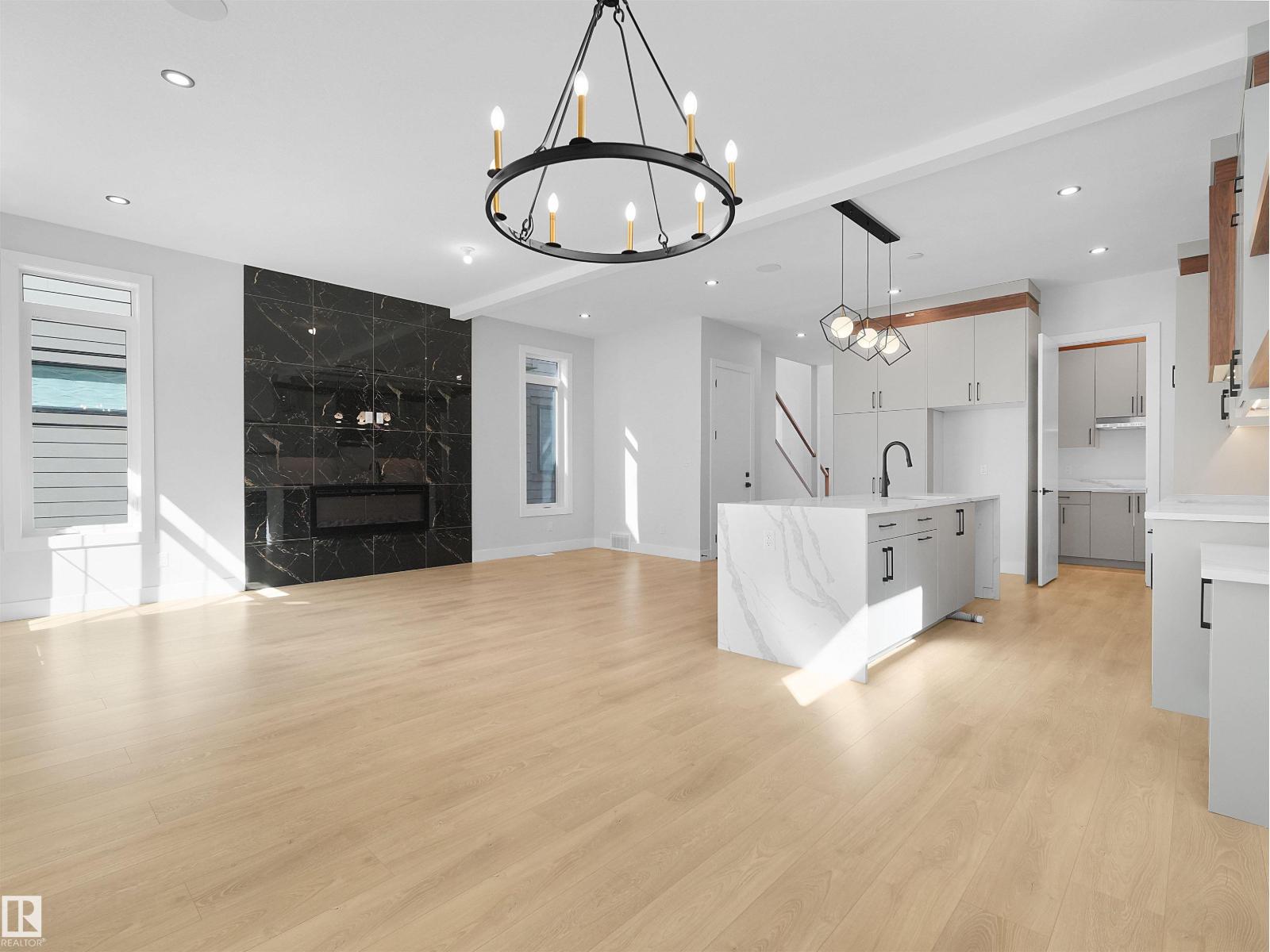 6722 CRAWFORD WY SW, Edmonton