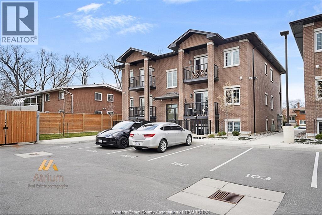 233 WATSON Unit# 201, Windsor, Ontario, N8S3R8 — Photo 2