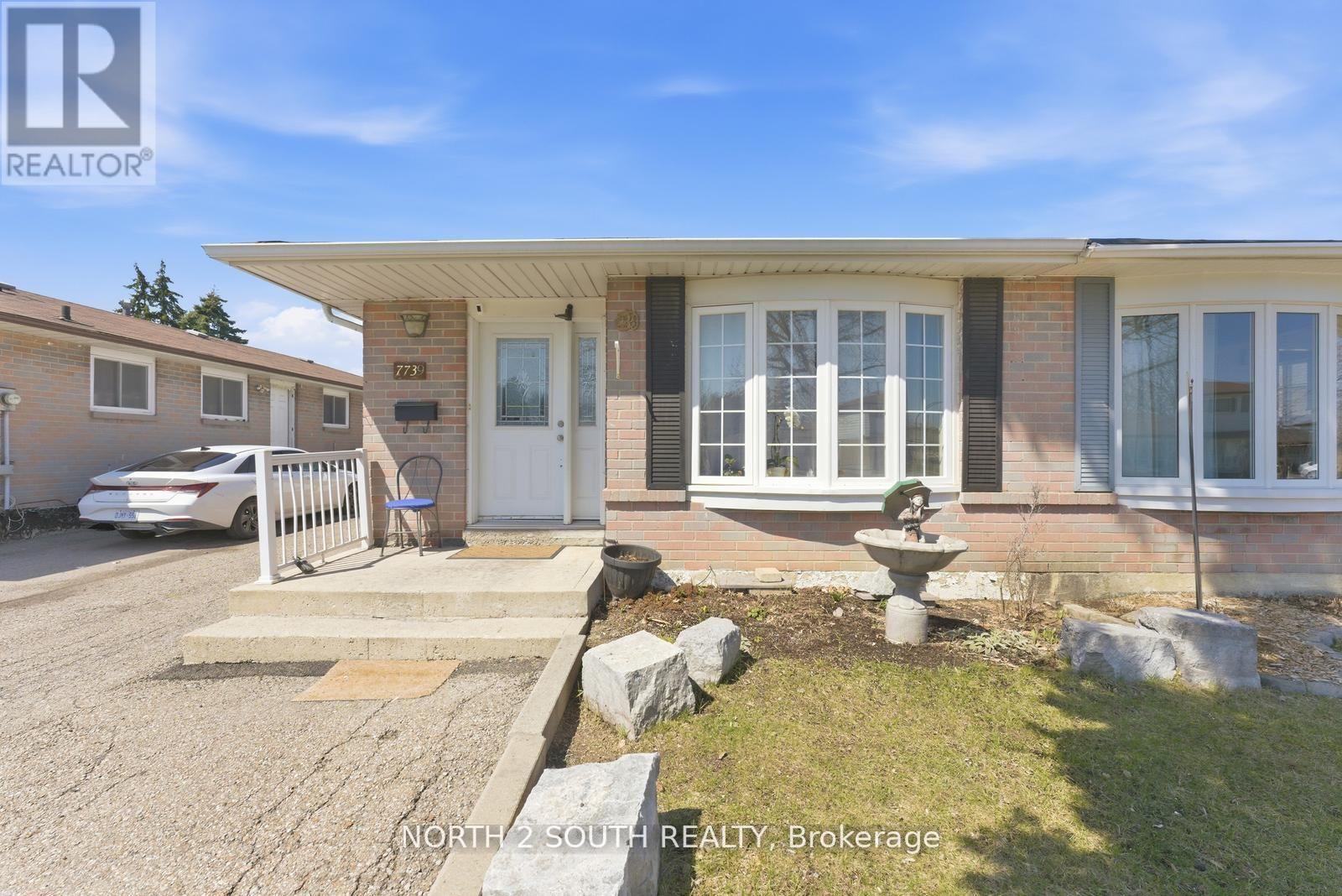 7739 PRIORY CRESCENT - 4