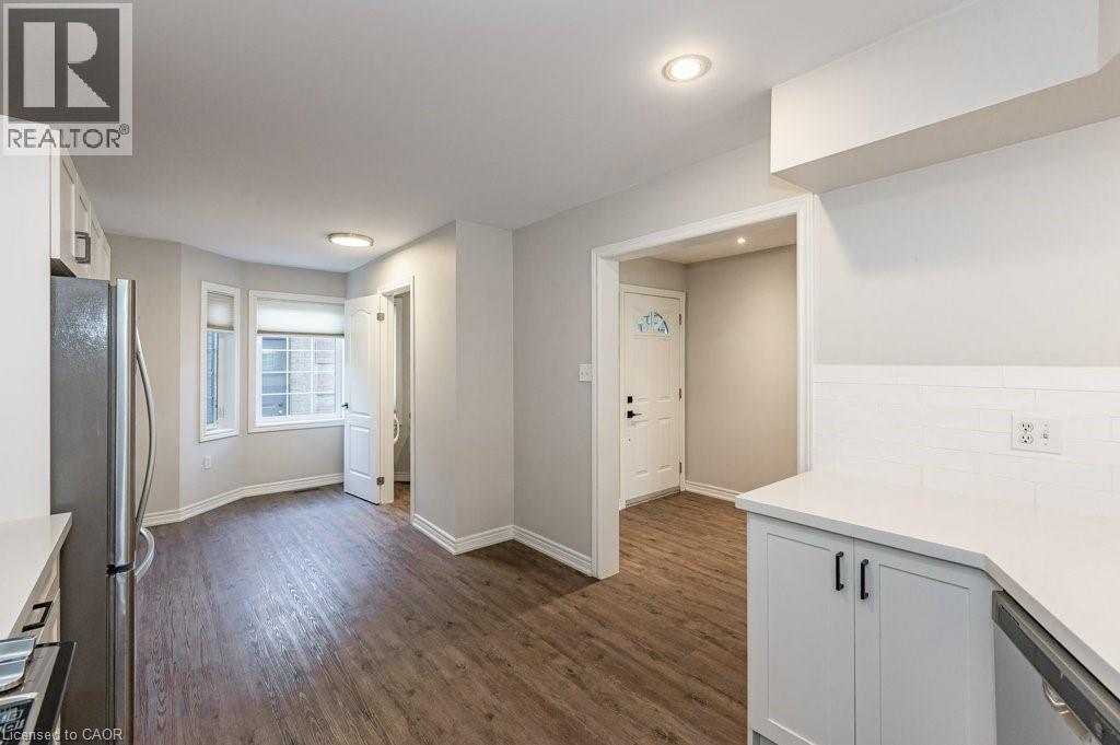 3542 FOWLER Court, Burlington, Ontario, L7N3W3 — Photo 3