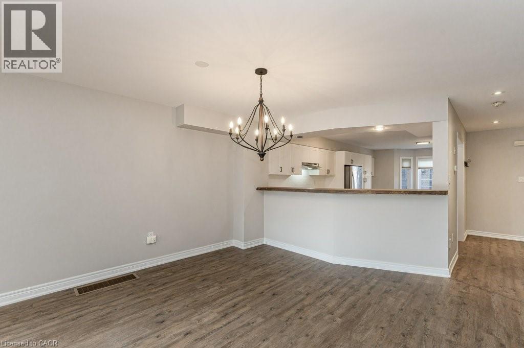 3542 FOWLER Court, Burlington, Ontario, L7N3W3 — Photo 8