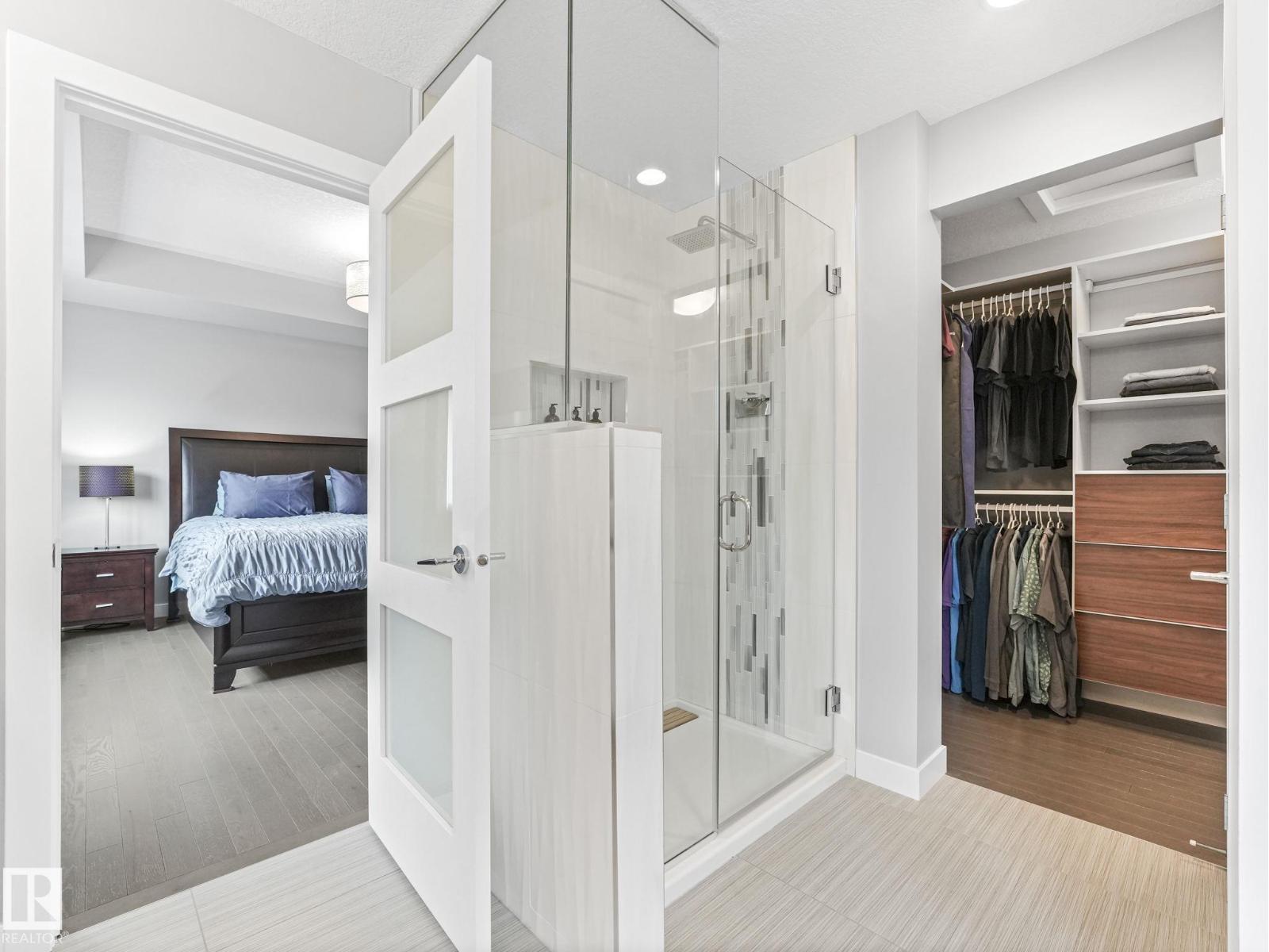 5921 EDMONDS CR NW - 44
