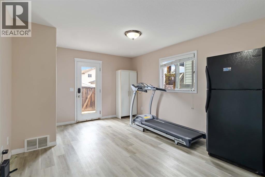 228 Paris Crescent, Fort McMurray