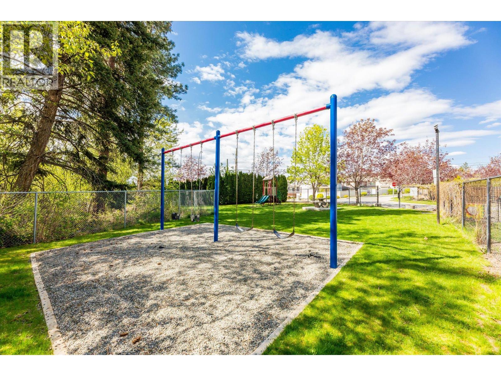  2003 Montego Street, West Kelowna