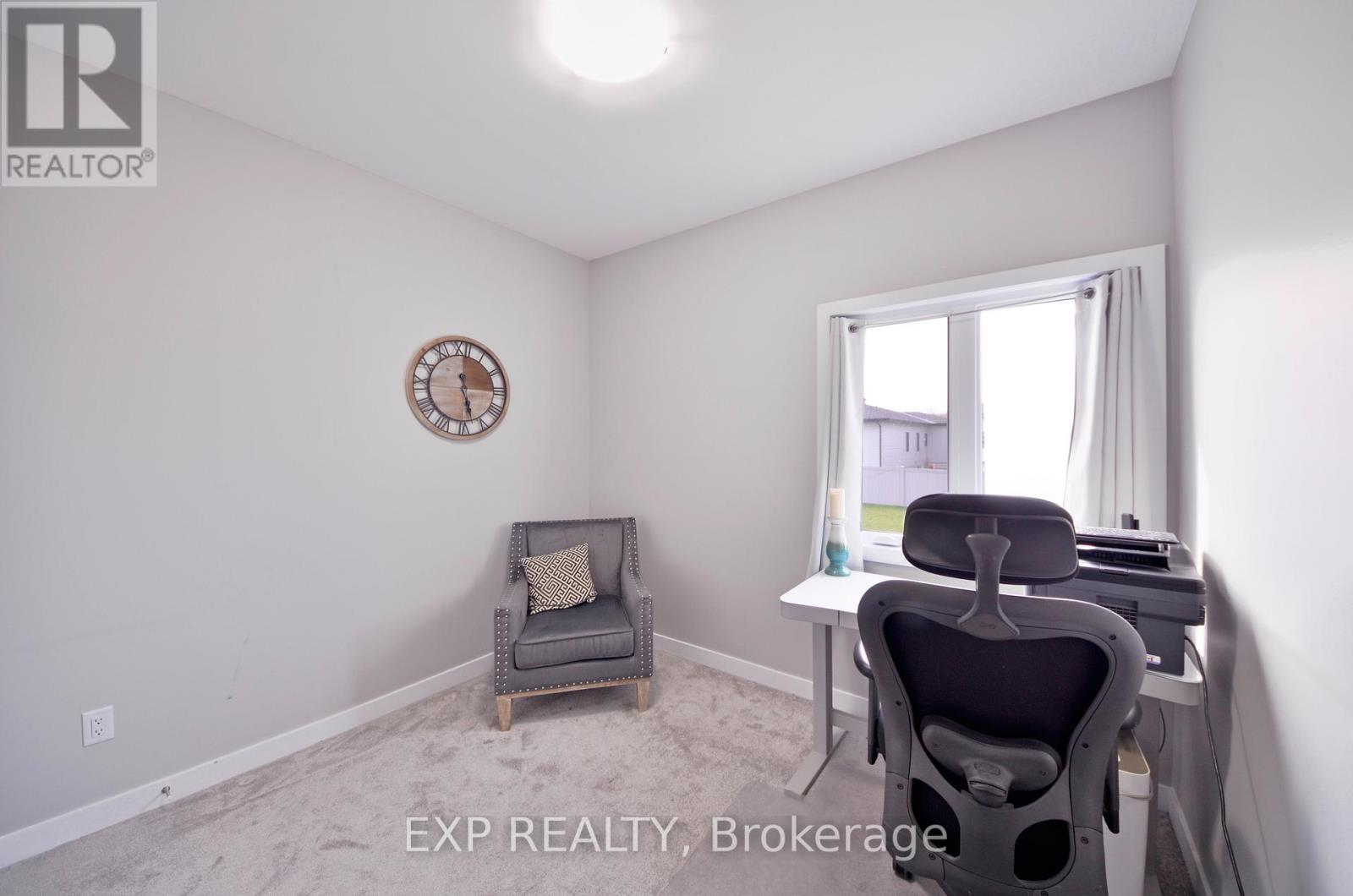 92 CHATEAUGUAY STREET - 19
