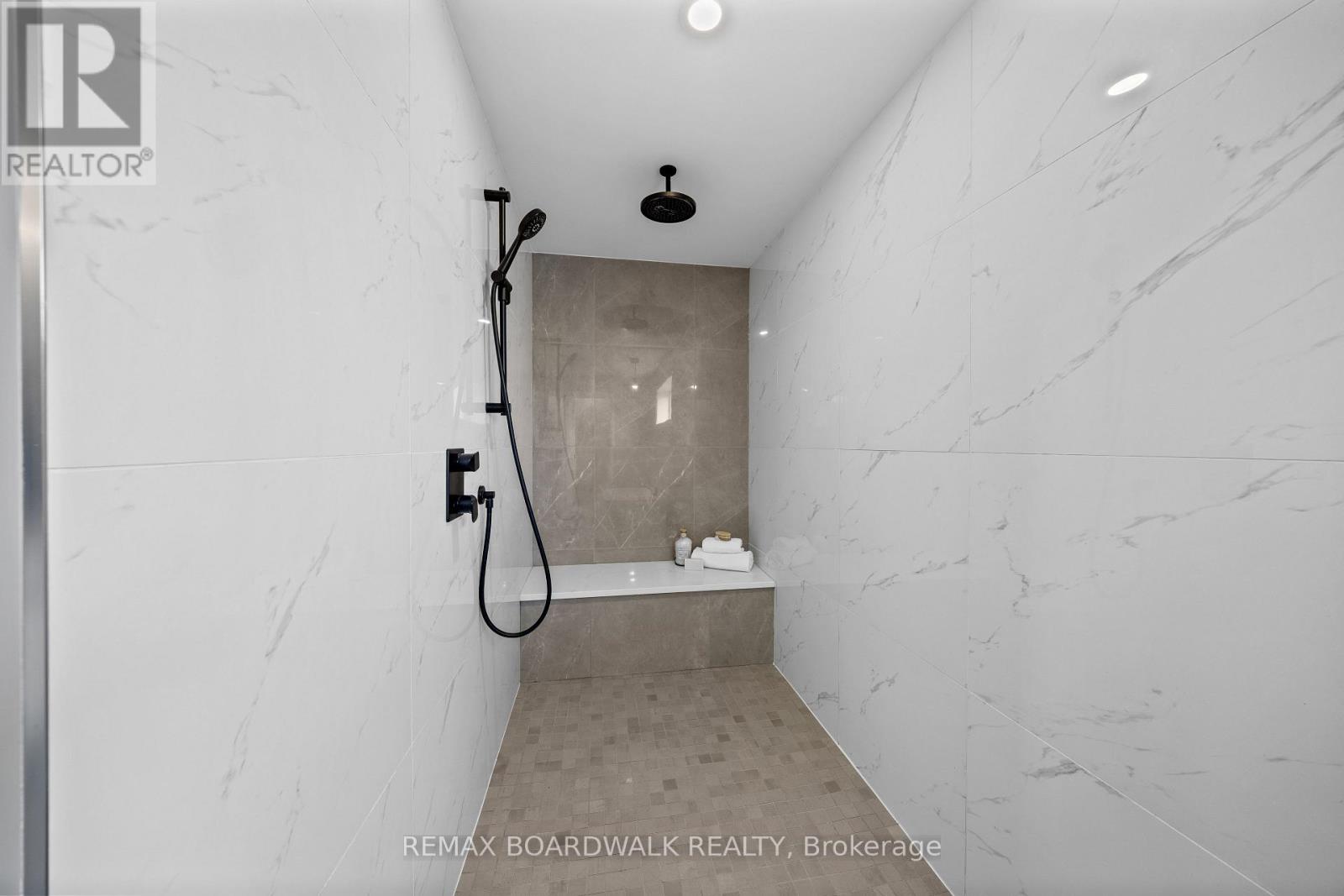 104 STONEWOOD DRIVE - 25
