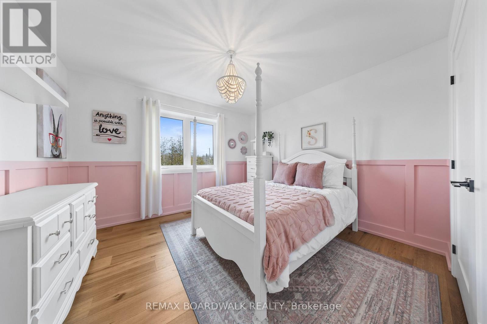 104 STONEWOOD DRIVE - 28
