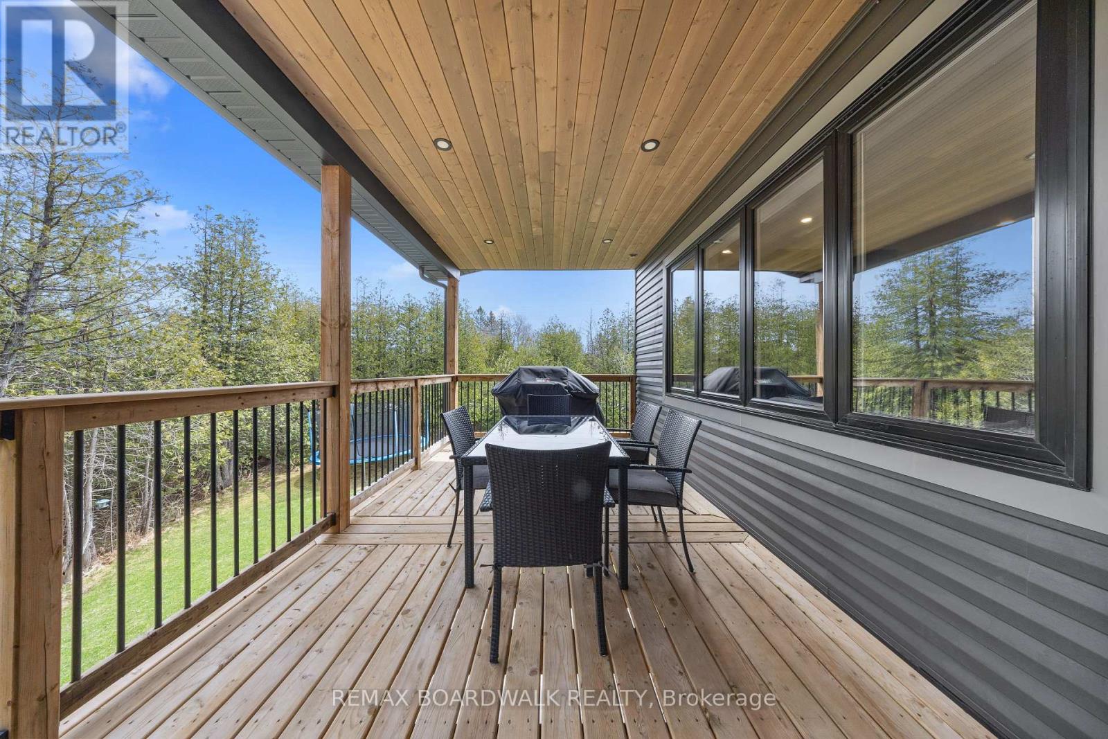 104 STONEWOOD DRIVE - 38