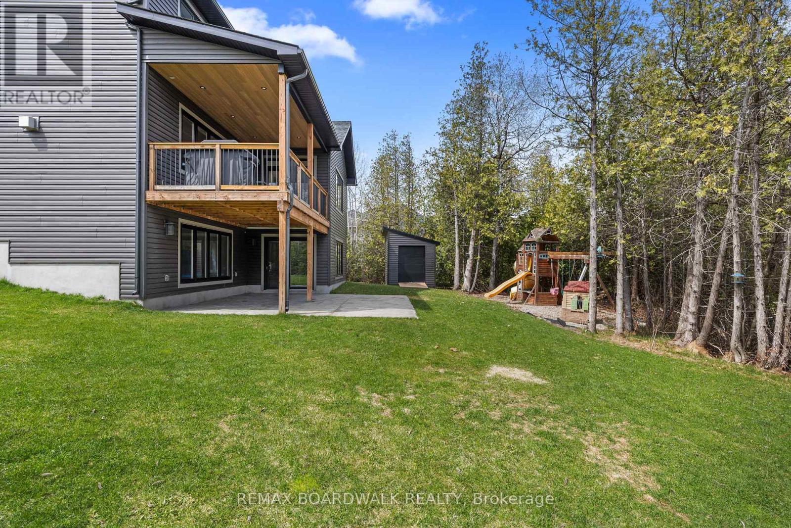104 STONEWOOD DRIVE - 40