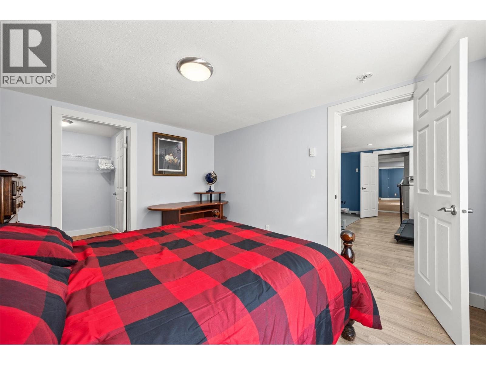 4202 34 Street, Vernon