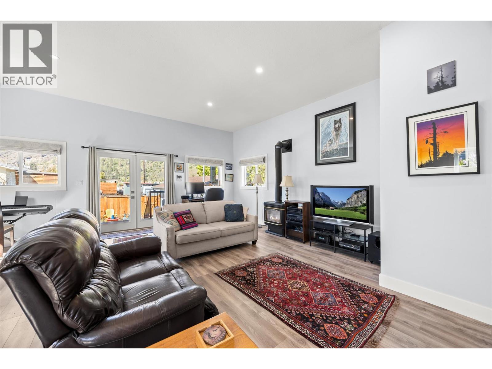 4202 34 Street, Vernon