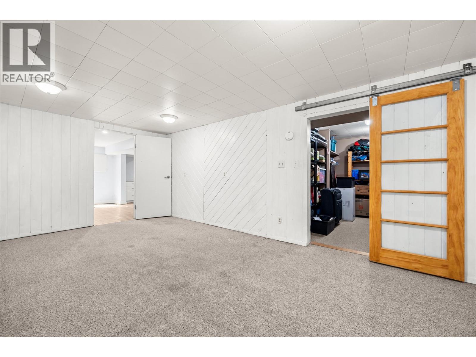 4202 34 Street, Vernon