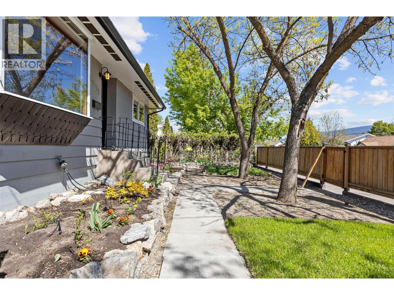 4202 34 Street, Vernon