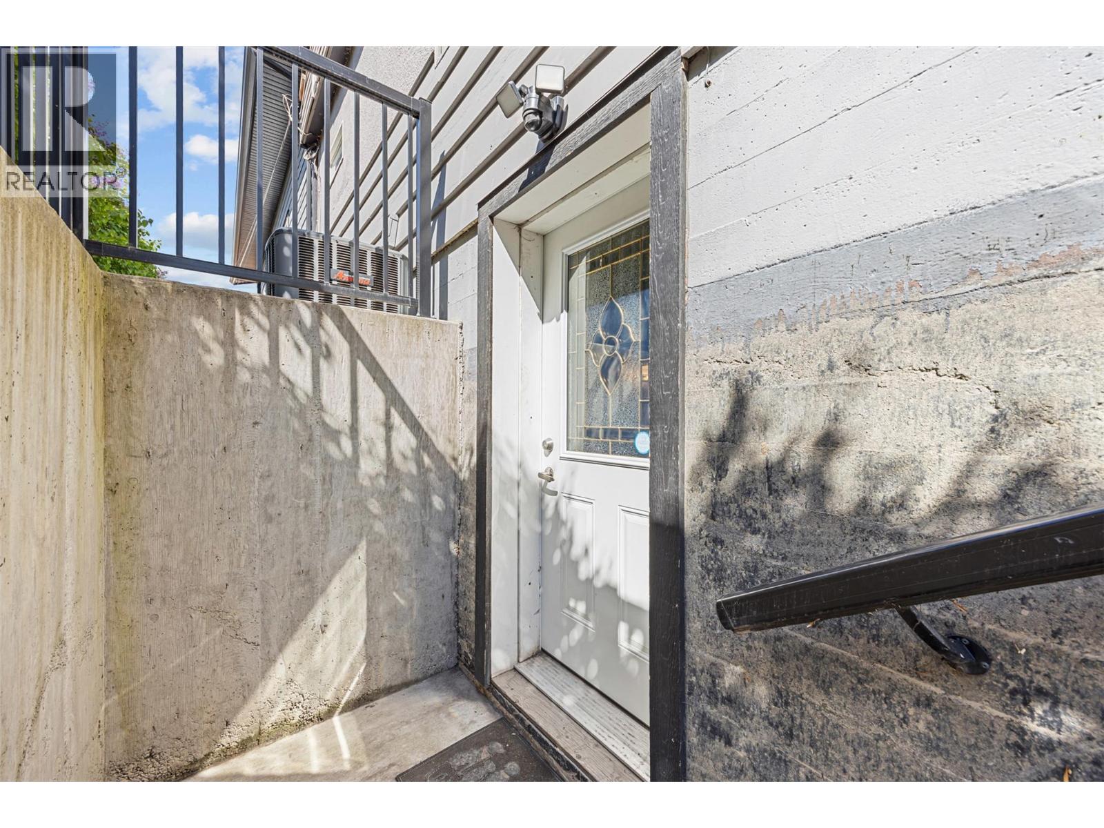 4202 34 Street, Vernon