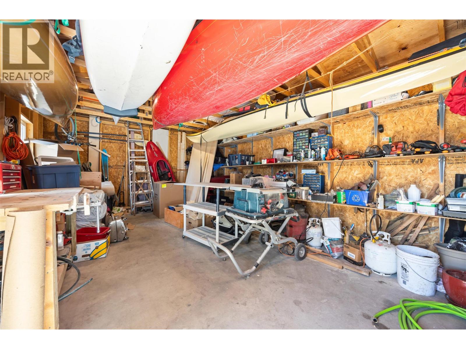 4202 34 Street, Vernon