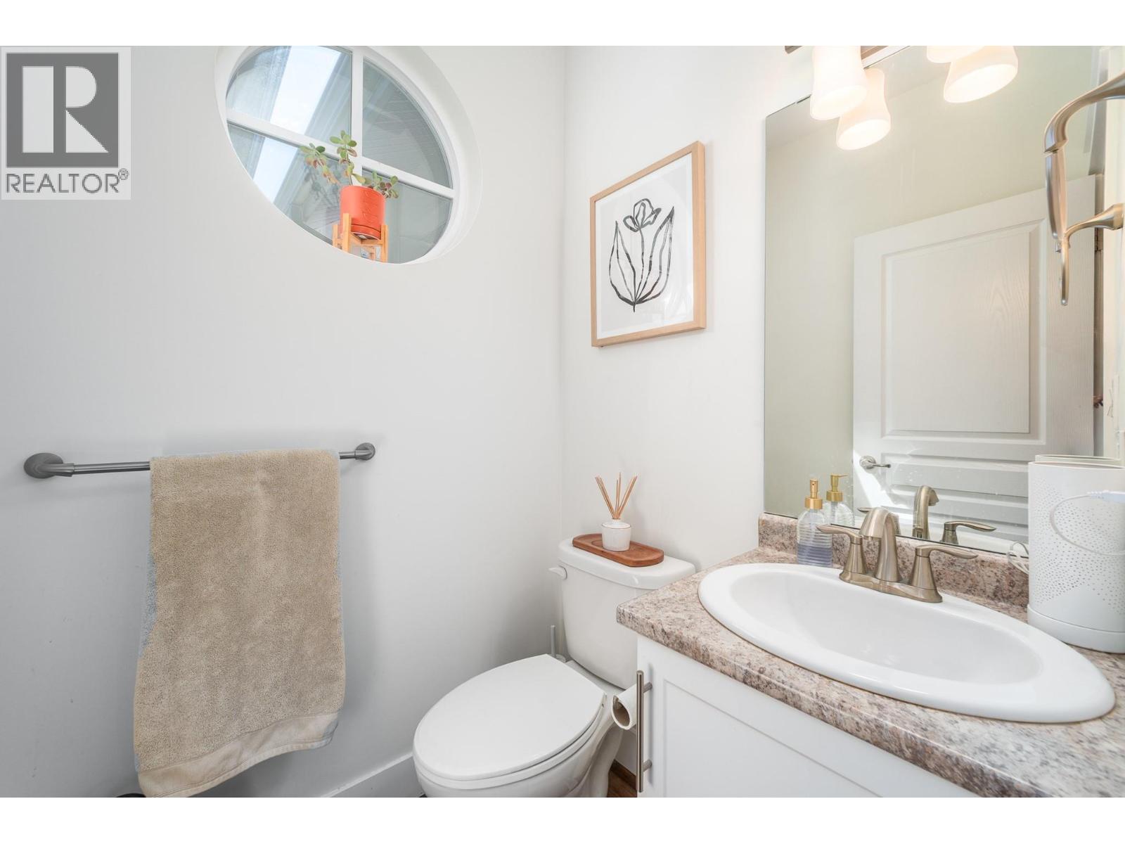 433 McCarren Avenue Unit# 5, Kelowna