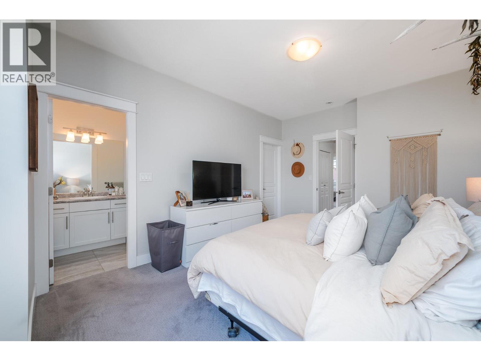 433 McCarren Avenue Unit# 5, Kelowna