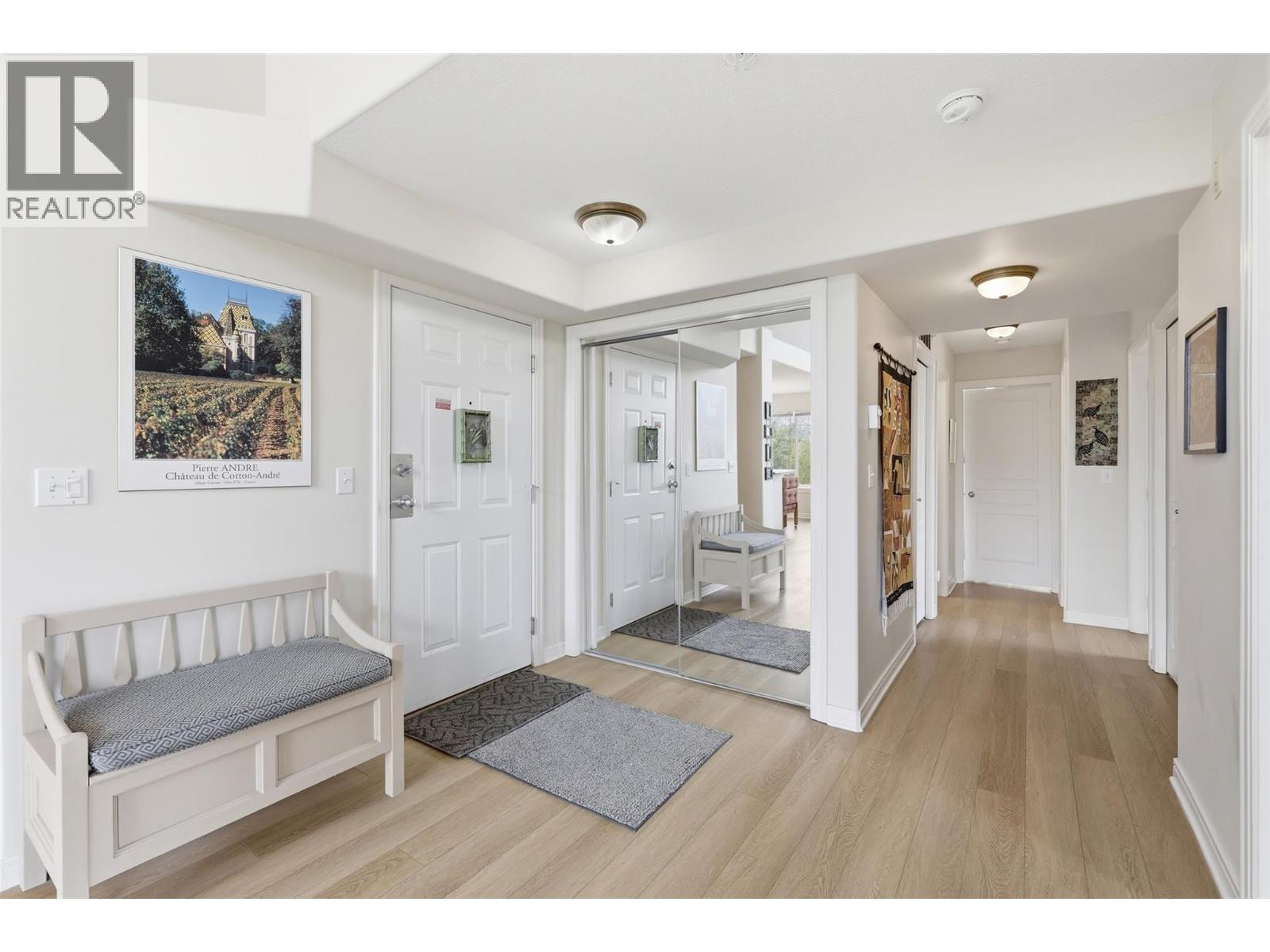 #407 950 LORNE Street - Image 2