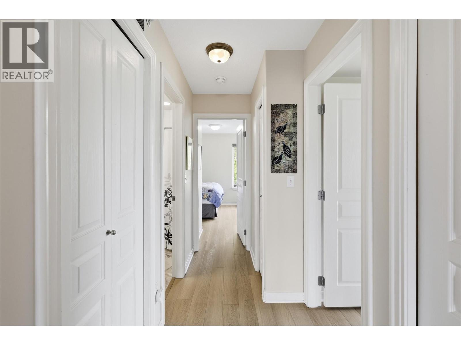 #407 950 LORNE Street - 23