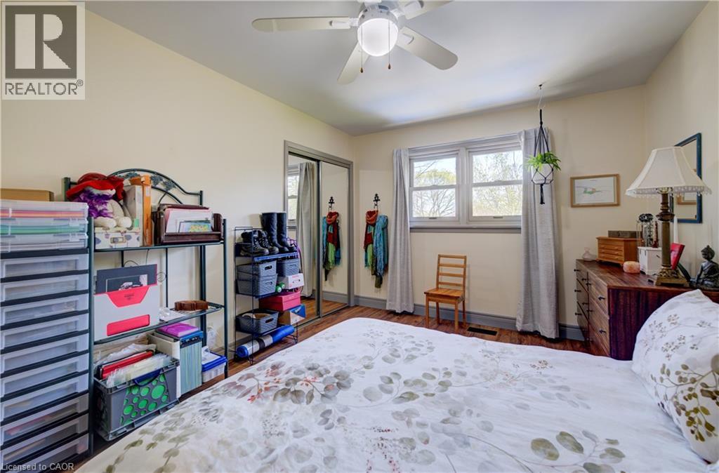 251 SHELDON Avenue N - 23