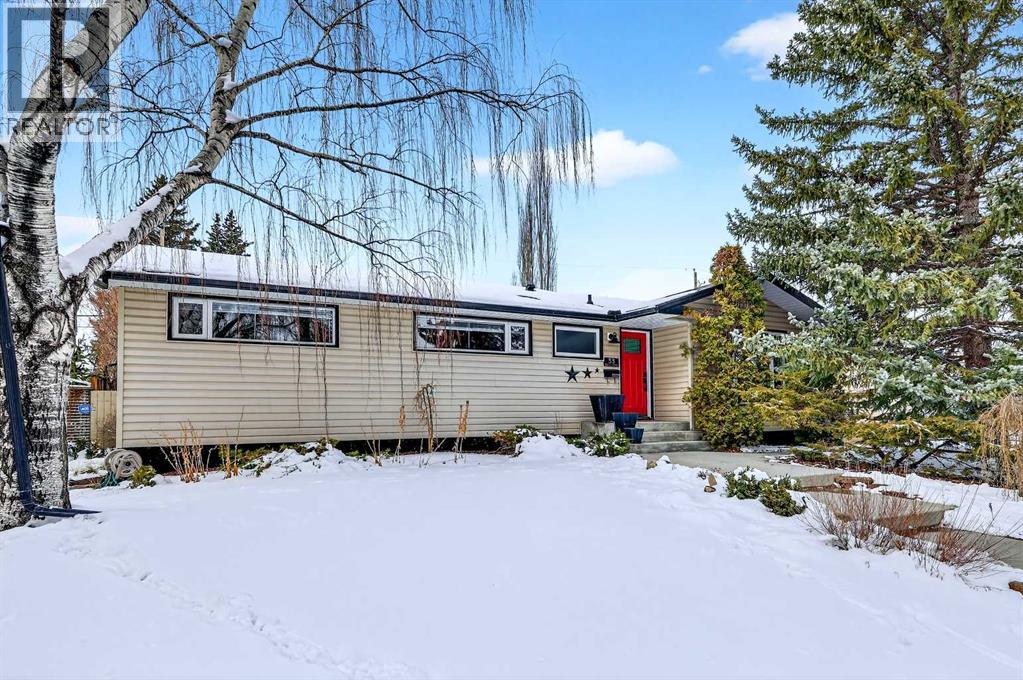 33 Warwick Drive SW - photo 3