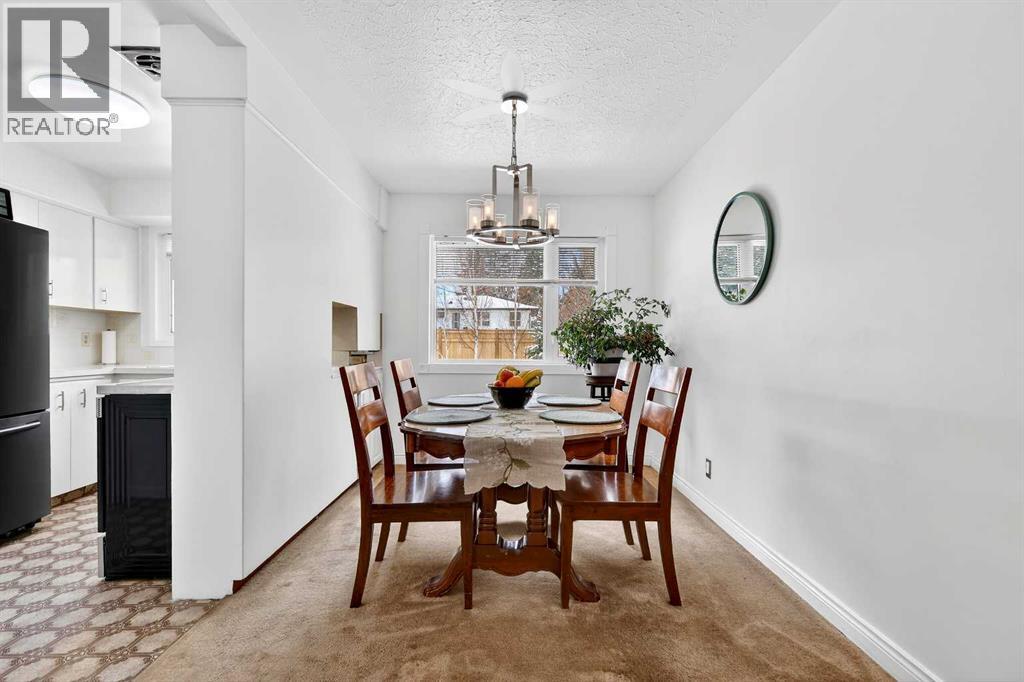 33 Warwick Drive SW — photo 12