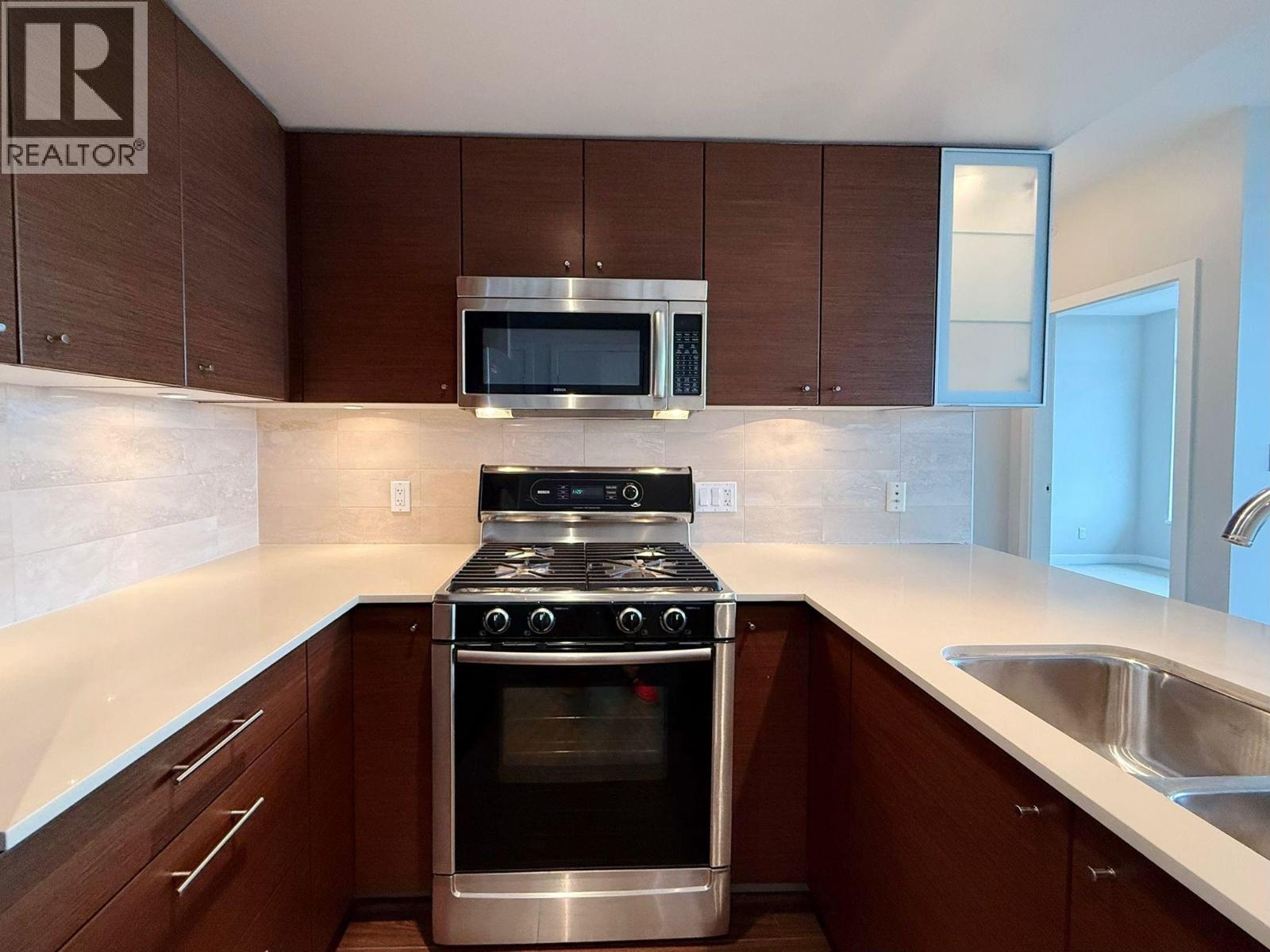 #1707-7371 WESTMINSTER Highway, Richmond