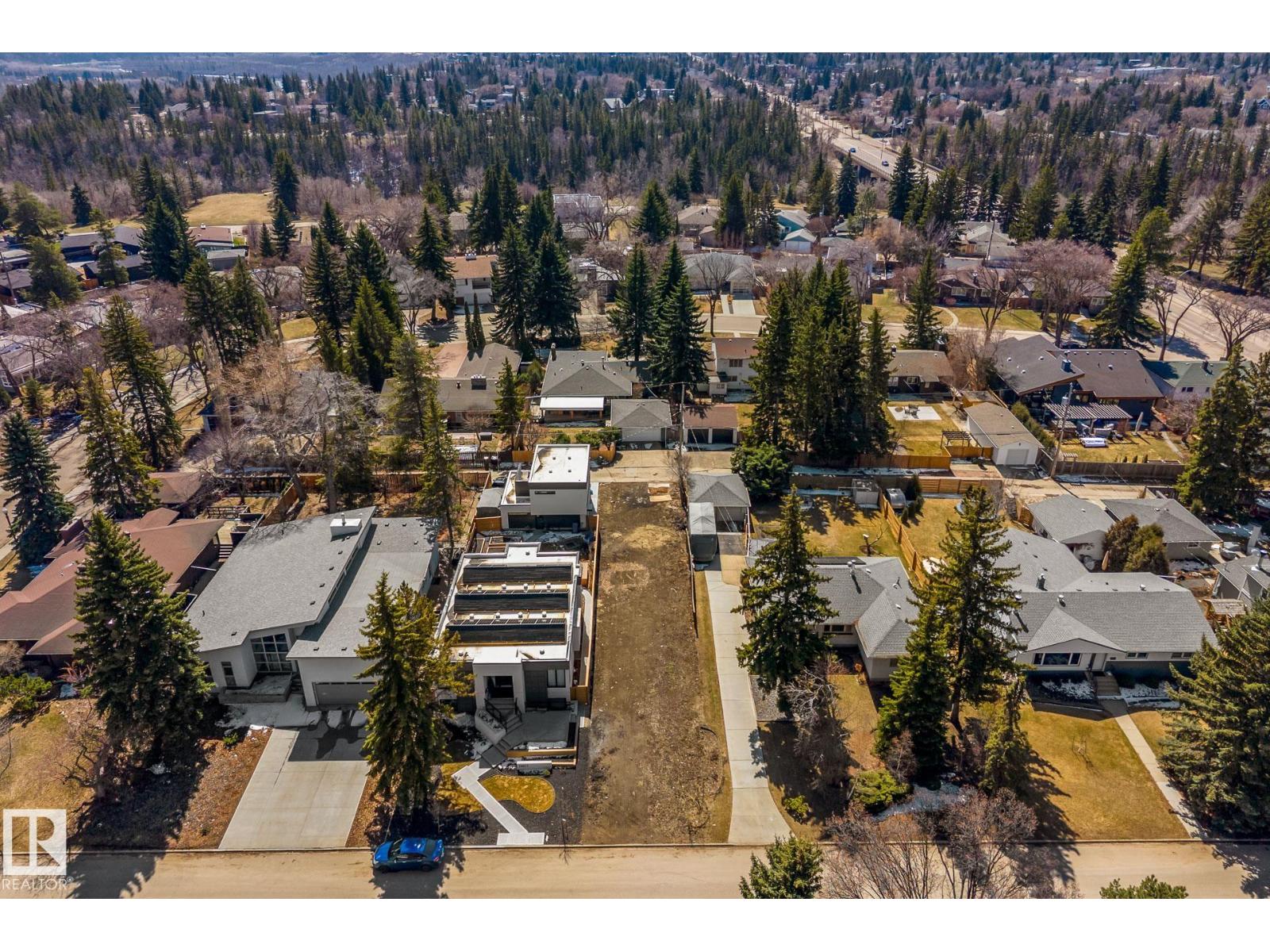 14013 101 AV NW, Edmonton