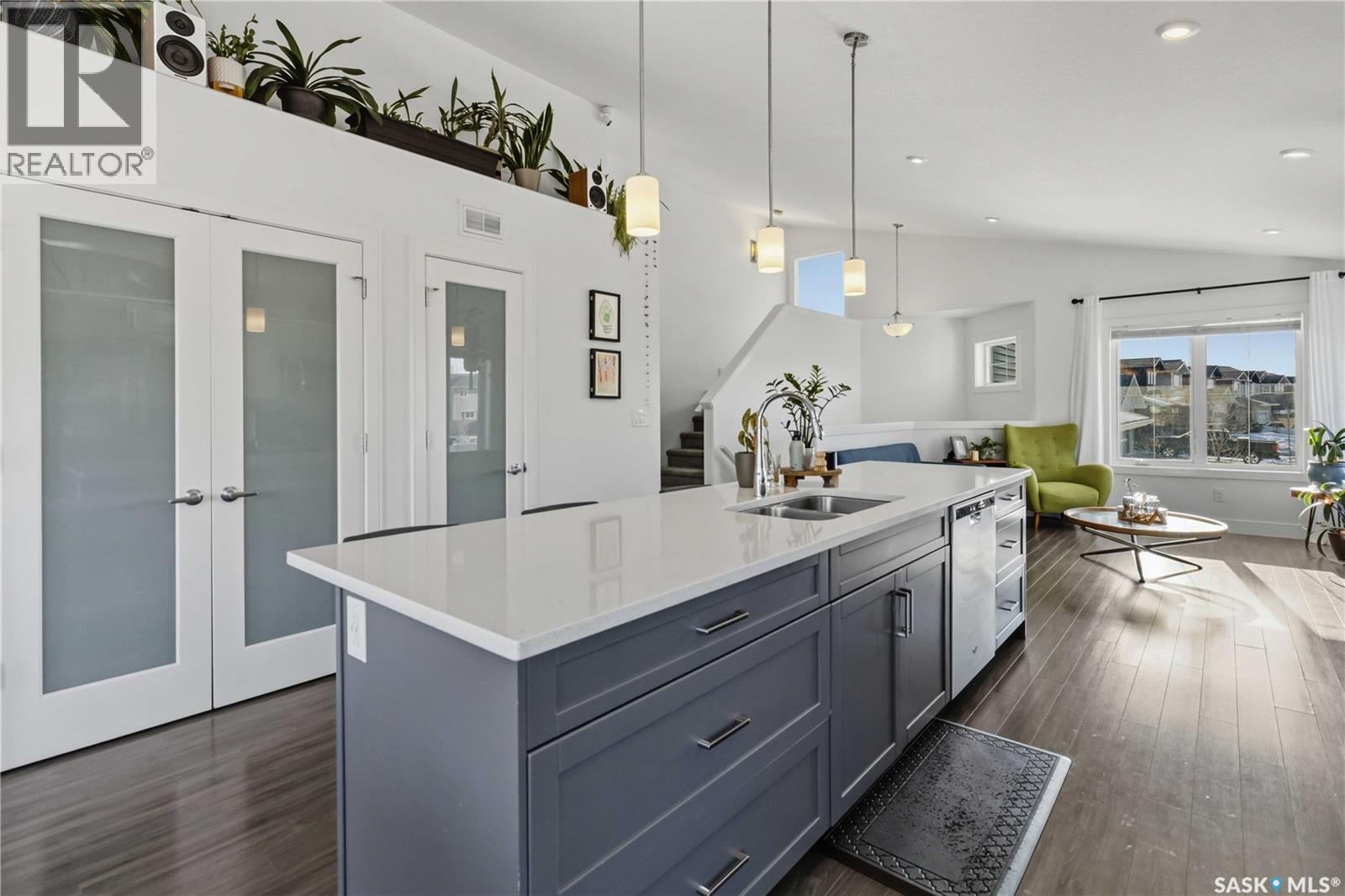 403 Delainey ROAD - 13