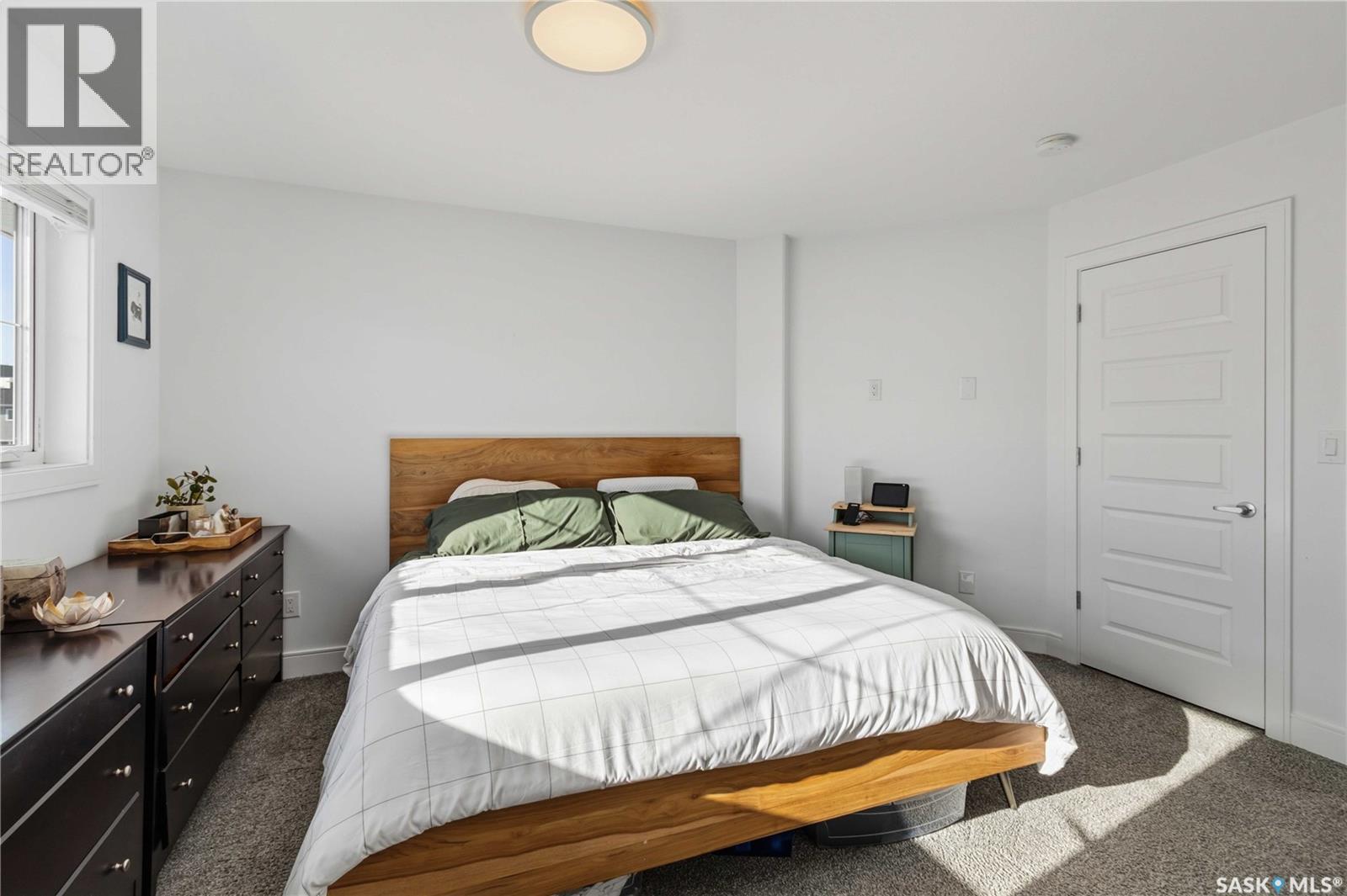 403 Delainey ROAD - 21