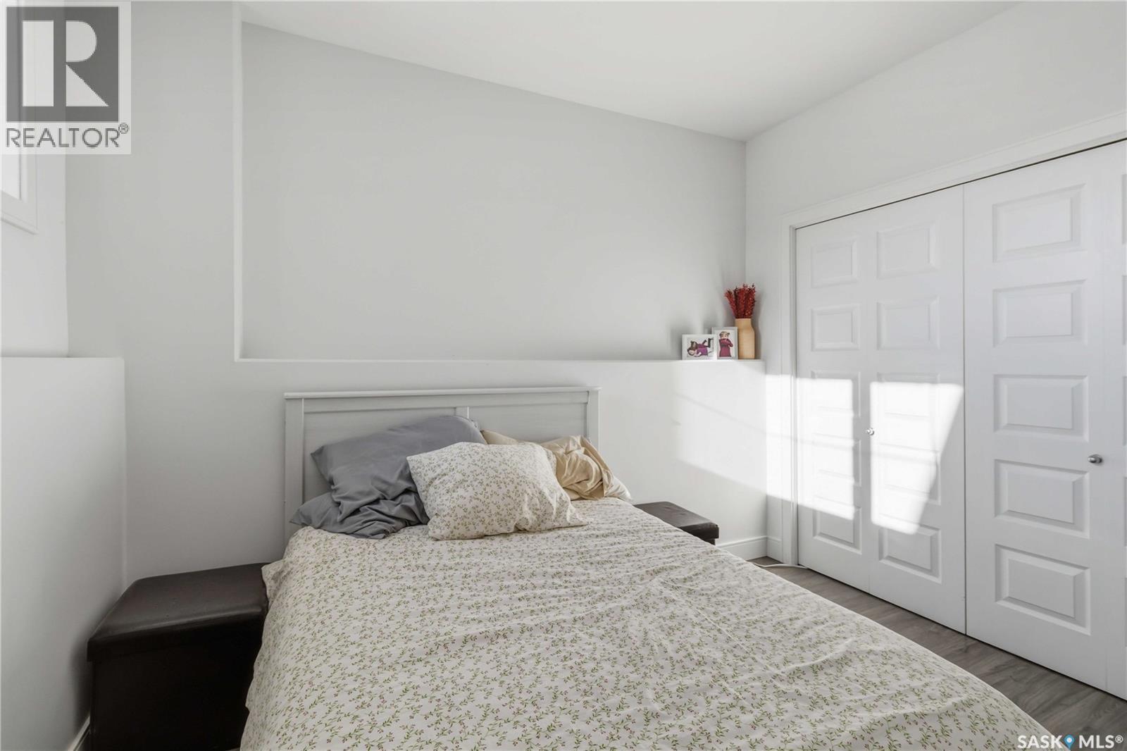 403 Delainey ROAD - 36