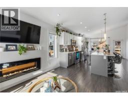 Family room - 403 Delainey Road, Saskatoon, SK S7V0N4 Photo 9