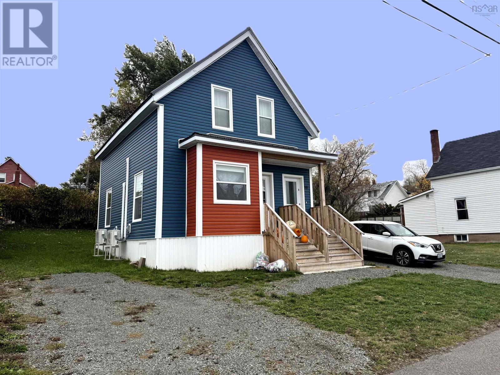 10 Pioneer Street - 1