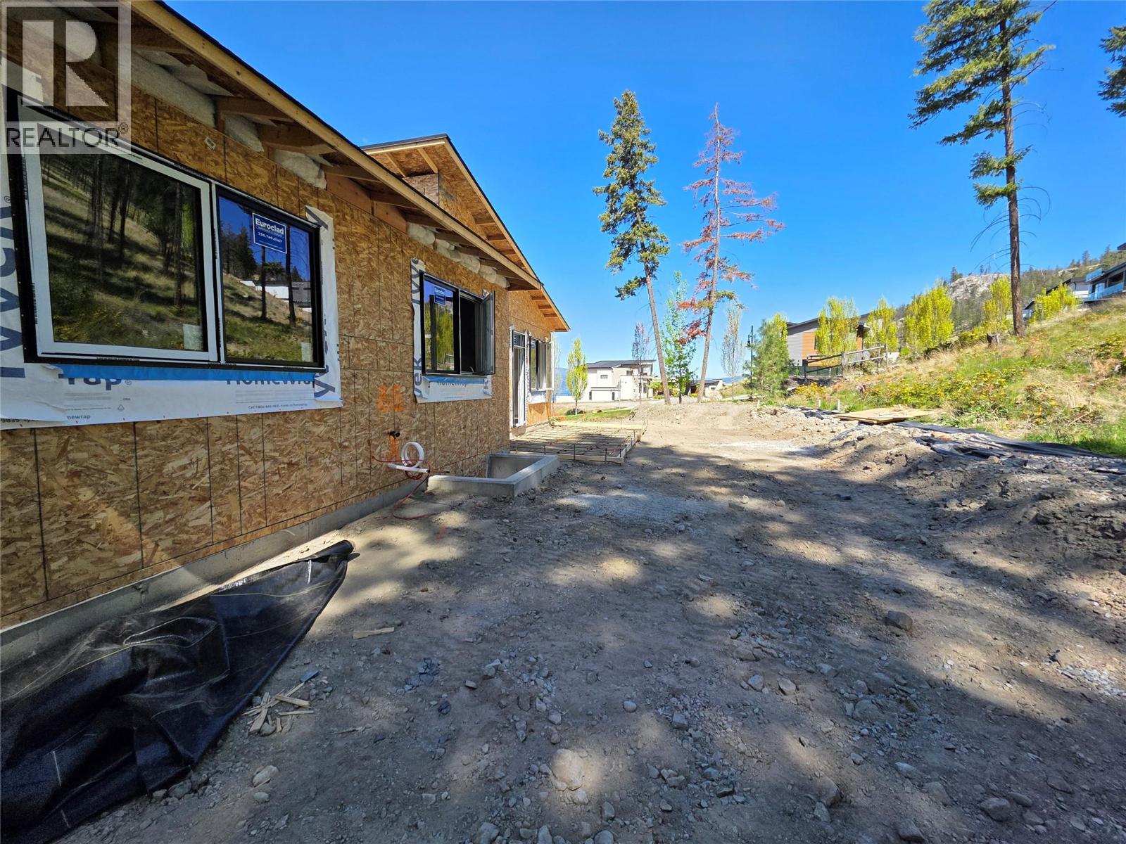  491 Clifton Road North, Kelowna