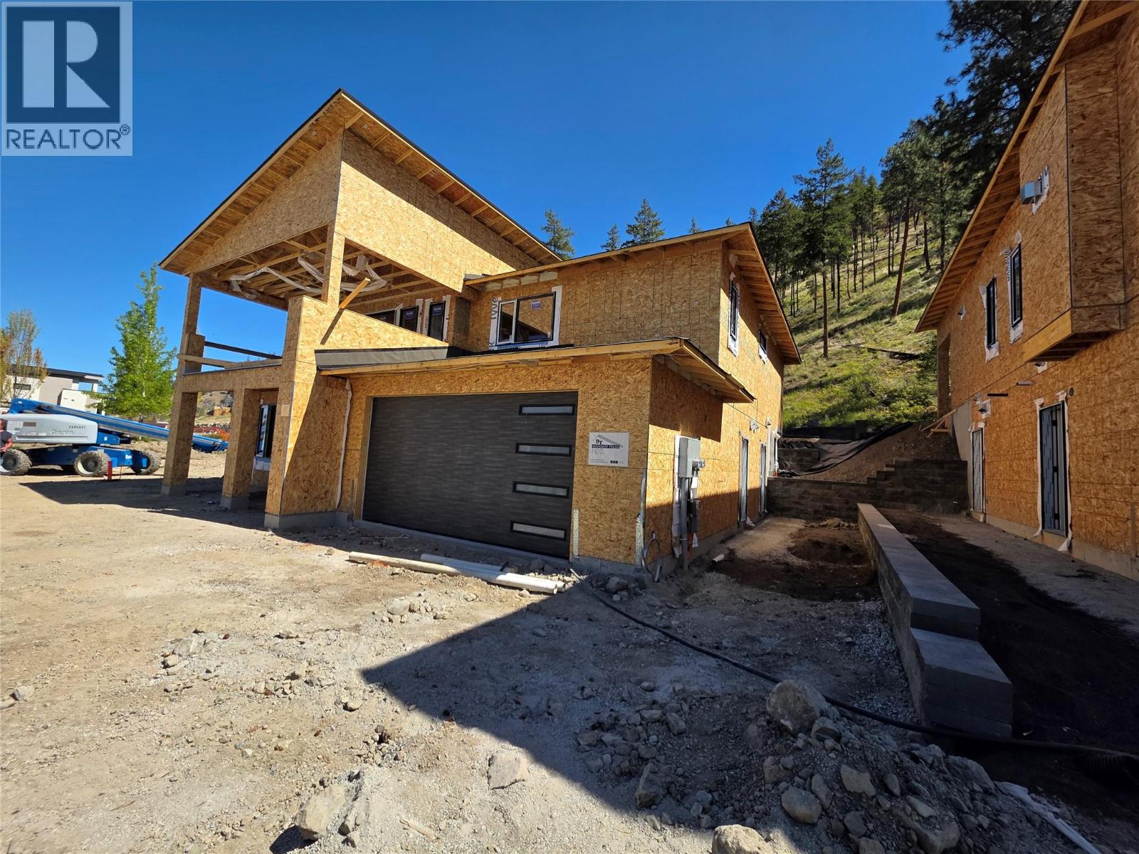  491 Clifton Road North, Kelowna