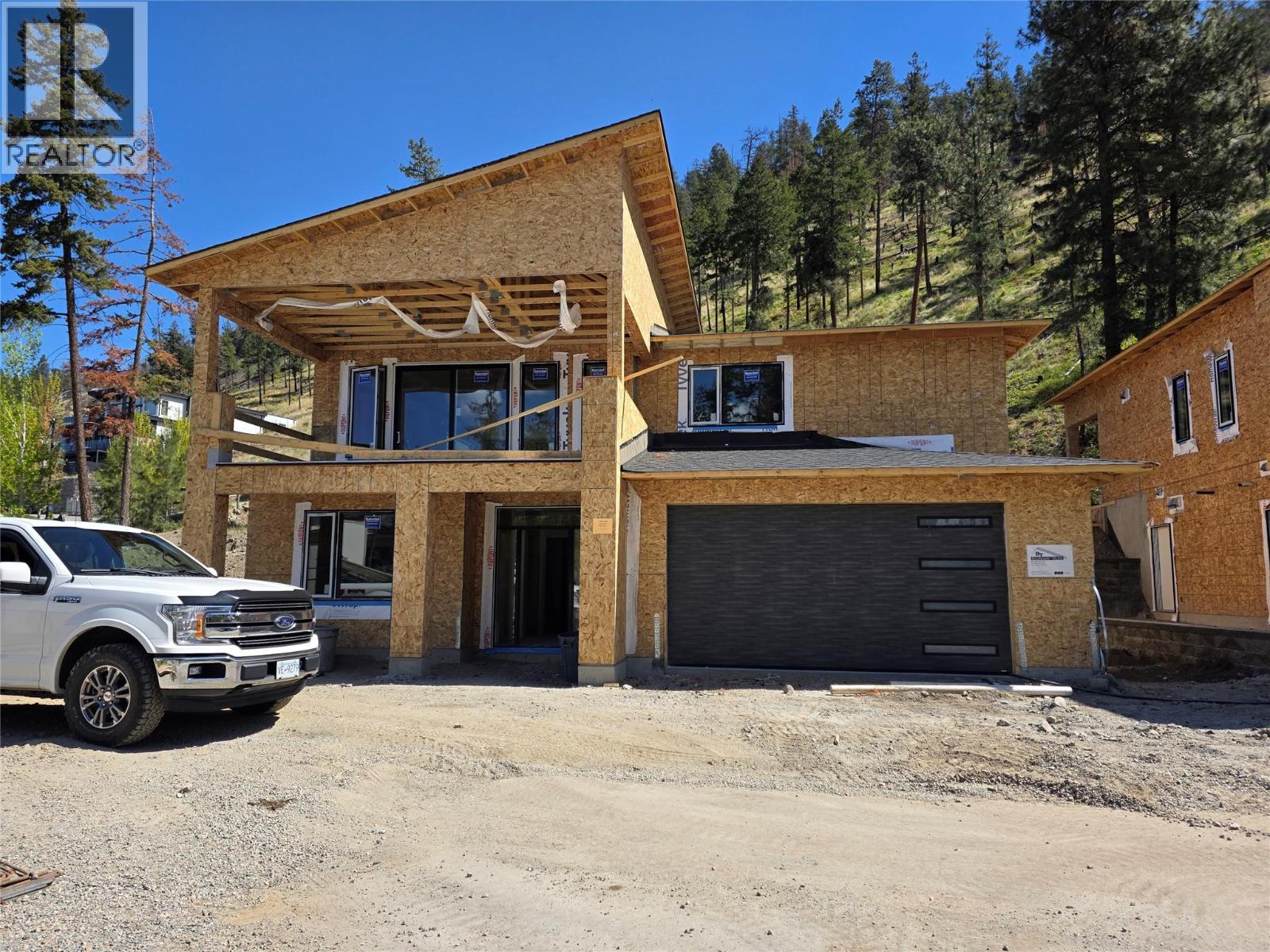  491 Clifton Road North, Kelowna