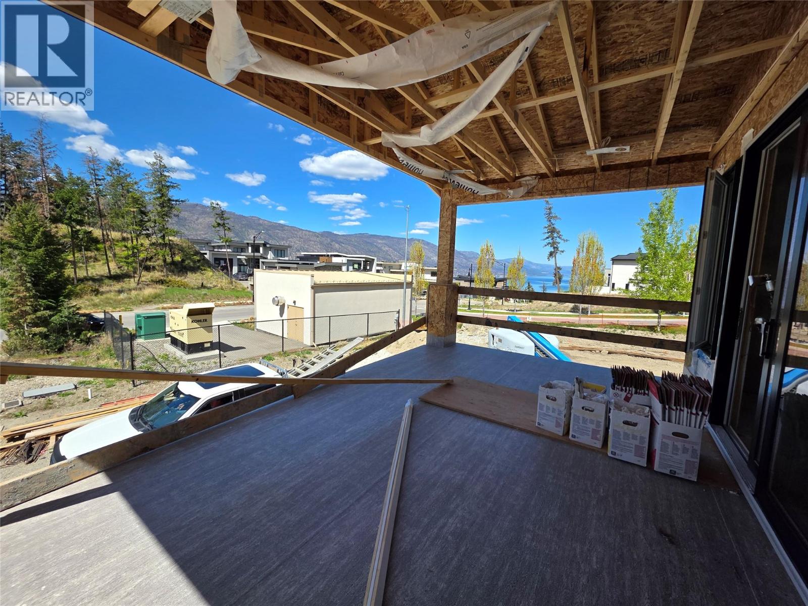  491 Clifton Road North, Kelowna