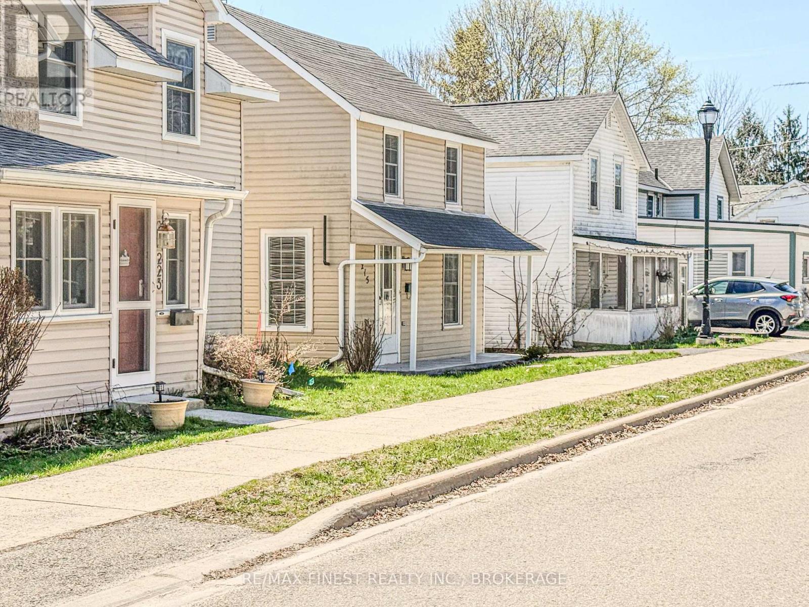215 BROCK STREET - 15
