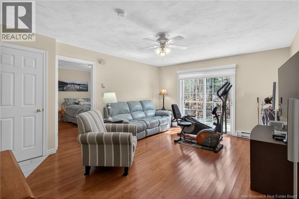 184 Canusa Drive - 28