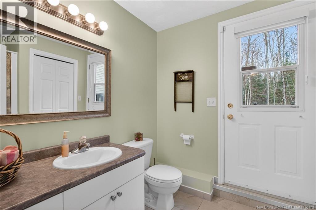 184 Canusa Drive - 27