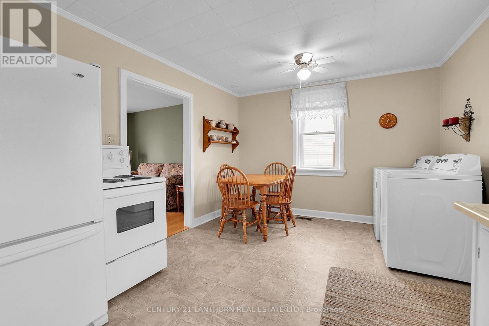 229 ST LAWRENCE STREET W - 10