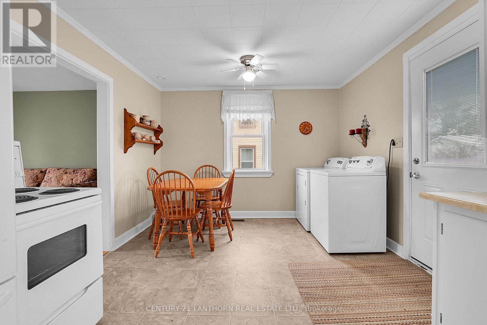 229 ST LAWRENCE STREET W - 11