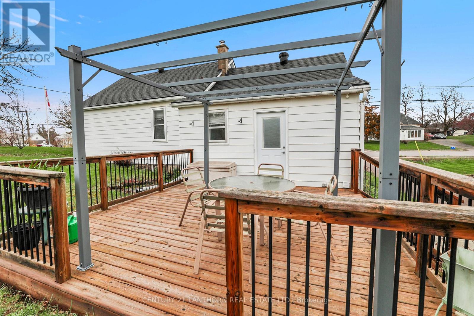 229 ST LAWRENCE STREET W - 31