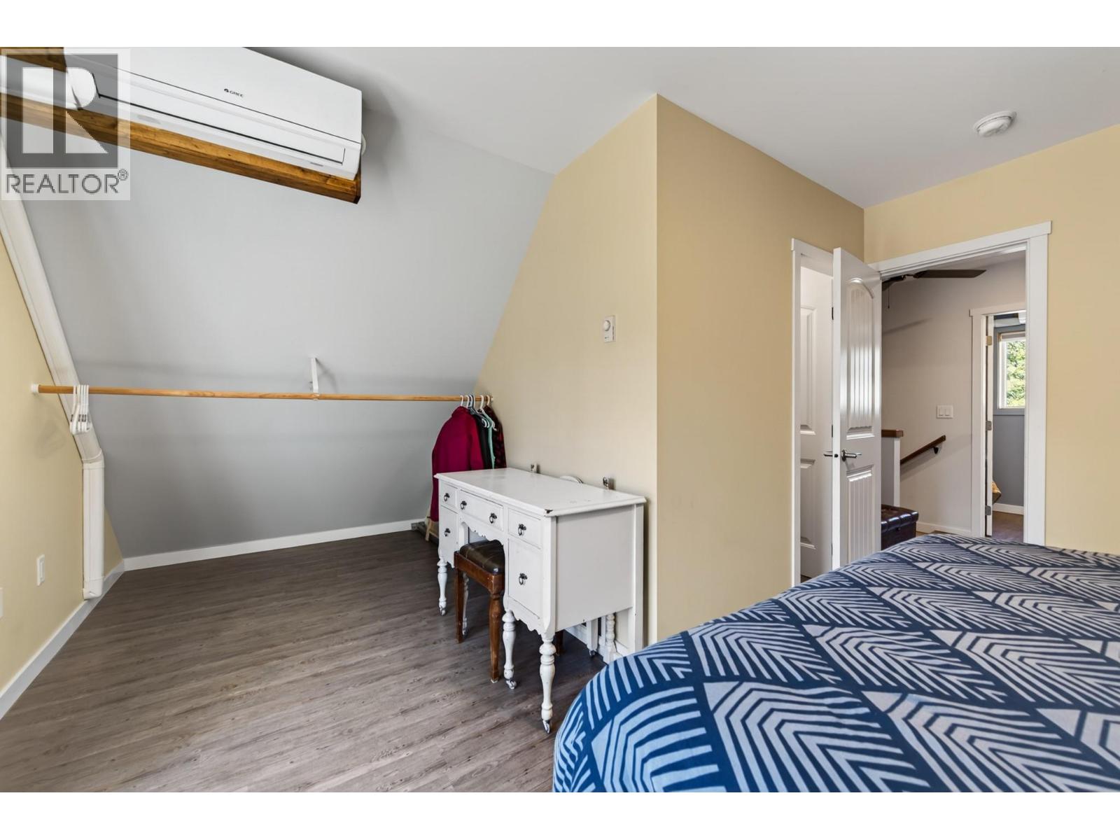 4333 EAST BARRIERE LAKE FS Road Unit# 22, Barriere