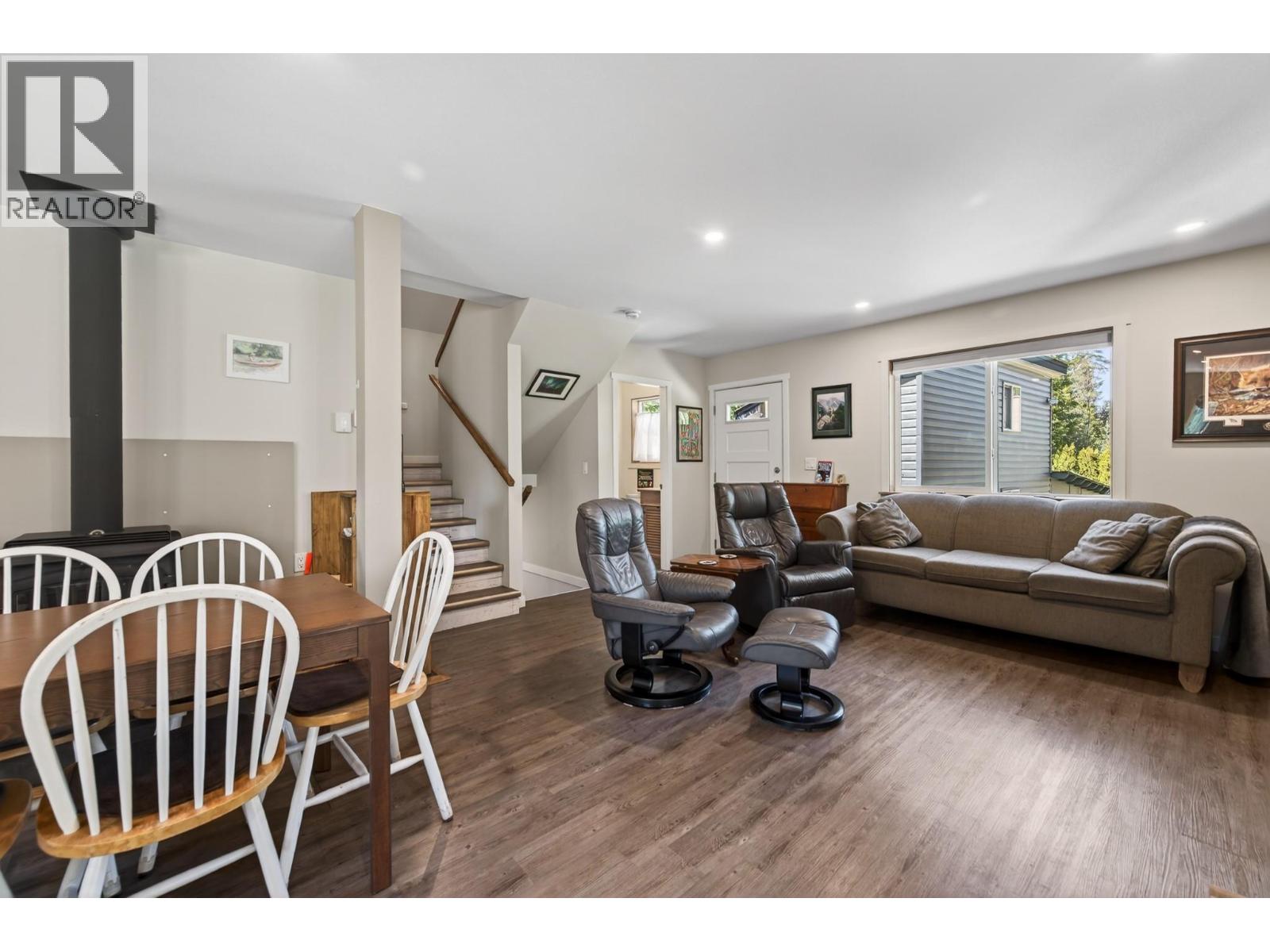 4333 EAST BARRIERE LAKE FS Road Unit# 22, Barriere