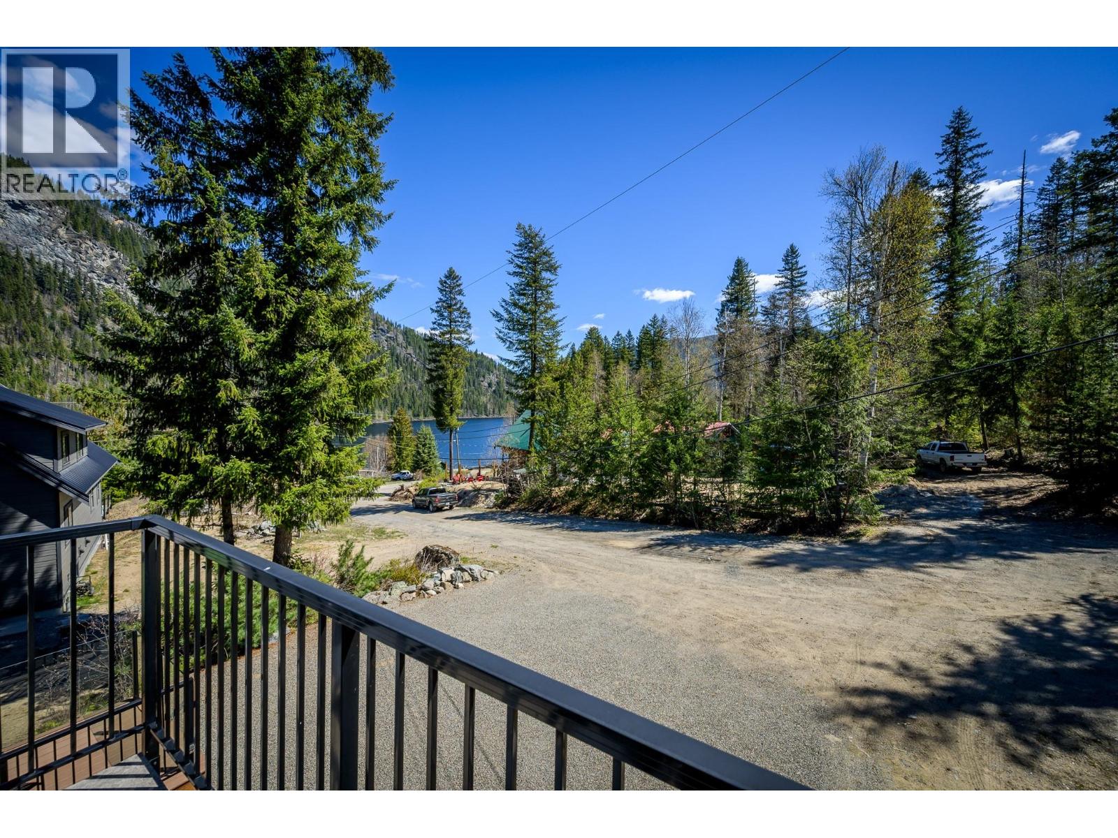 4333 EAST BARRIERE LAKE FS Road Unit# 22, Barriere
