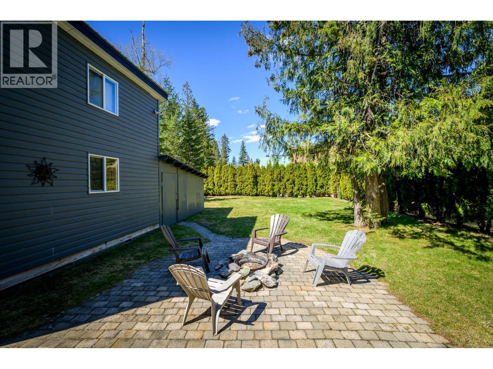 4333 EAST BARRIERE LAKE FS Road Unit# 22, Barriere