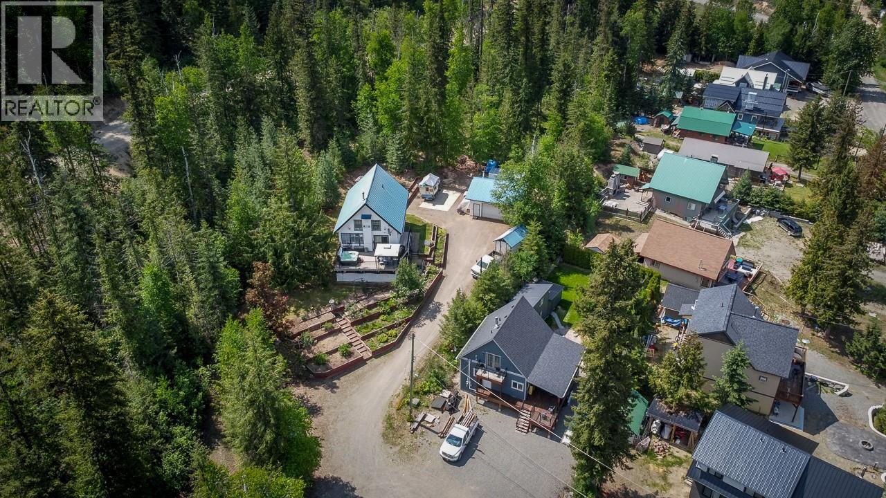 4333 EAST BARRIERE LAKE FS Road Unit# 22, Barriere